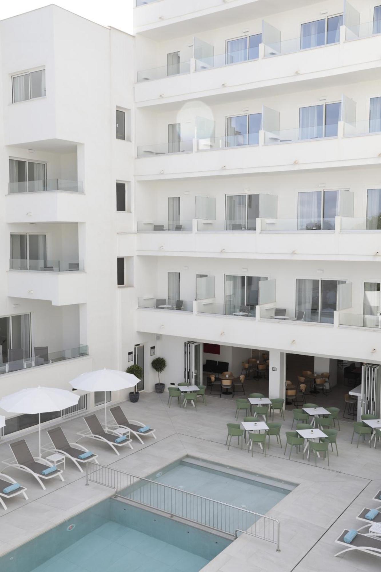 Aparthotel Marina Drach Porto Cristo Eksteriør bilde